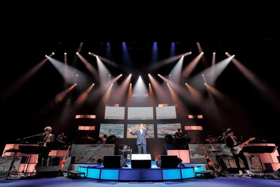 仕事復帰後、初の単独コンサートを行った加山雄三＝東京・Ｂｕｎｋａｍｕｒａオーチャードホール