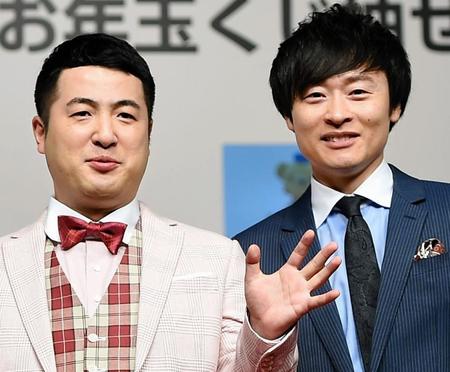 和牛・水田信二（左）と川西賢志郎