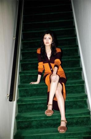 水谷果穂カレンダーのワンカット