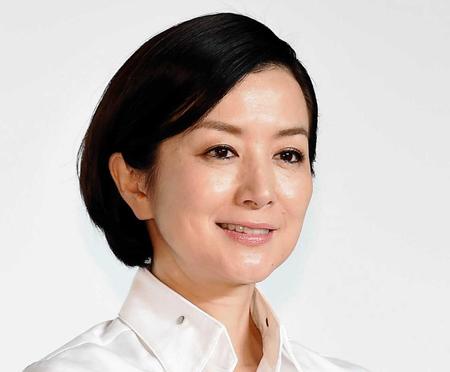 　早見倫子役を演じた鈴木京香