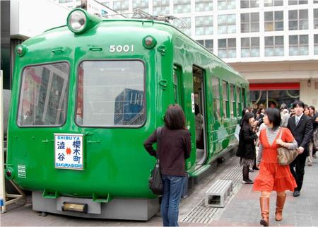 　秋田県大館市に移転される東急電鉄製の車両「青ガエル」