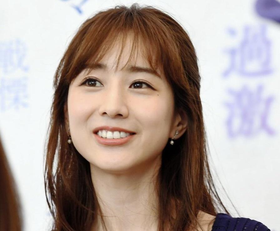 田中みな実 美バスト保つ秘訣明かす「トップはお色のケア」 胸まで化粧水/芸能/デイリースポーツ online