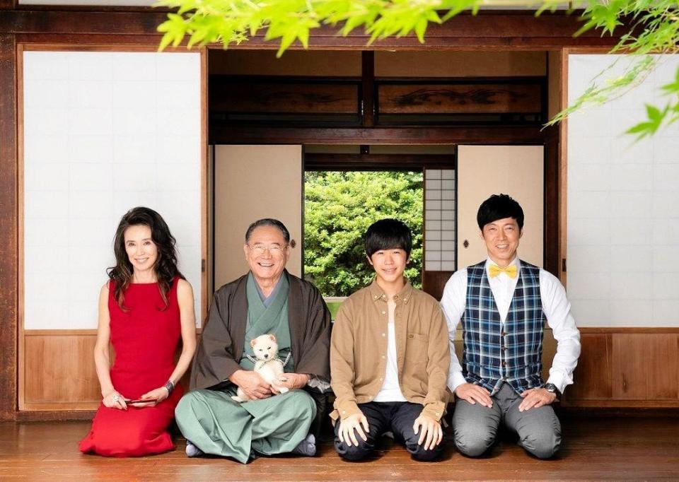 「二代目和風総本家」に出演する（左から）萬田久子、前田吟、鈴木福、東貴博