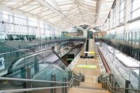 14日に開業するＪＲ高輪ゲートウェイ駅の構内