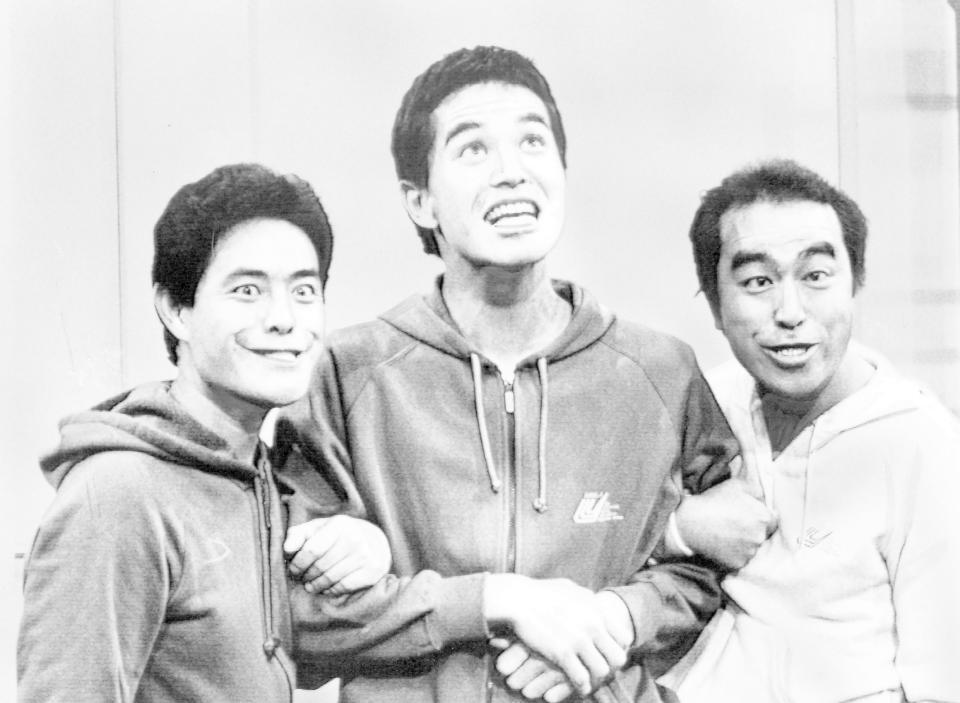 志村けんさん　加藤茶（左）、元巨人・定岡正二氏とともに（１９８５年）