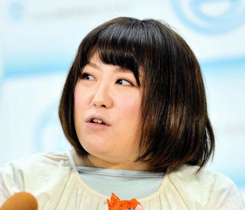 黒沢かずこ　全身 