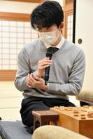 菅井八段に勝利した藤井七段（代表撮影：日本将棋連盟）