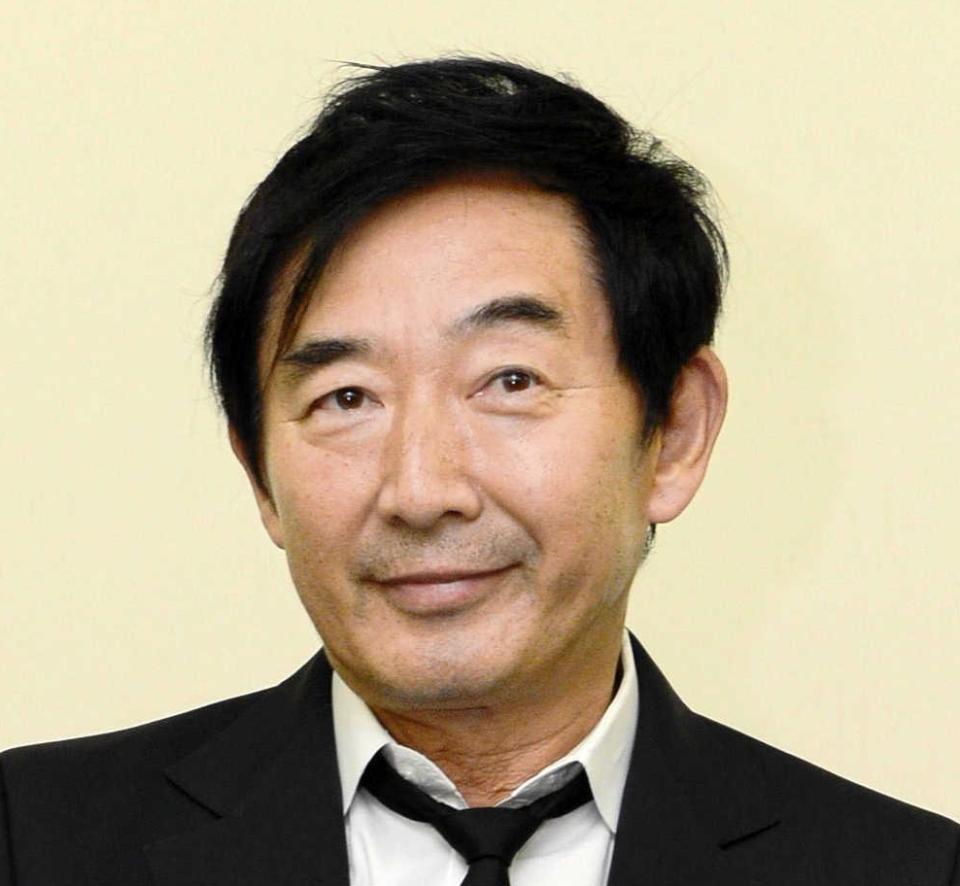 　石田純一