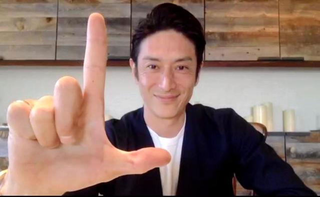 伊勢谷友介 オンライン会見でスクショタイム くしゃみも配信 焦ったー 芸能 デイリースポーツ Online