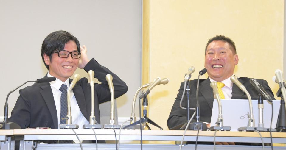 「ホリエモン新党」から都知事選に出馬する柏井茂達氏（左）、立花孝志氏＝都庁（撮影・堀内翔）