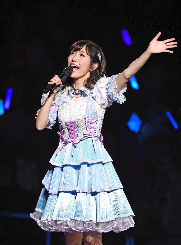 ２０１７年、卒業コンサートでの渡辺麻友