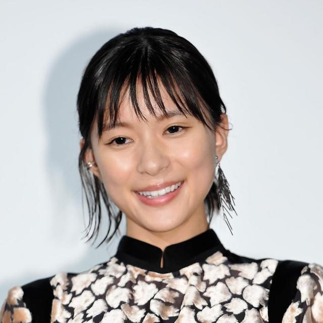 芳根京子「連続テレビ小説 べっぴんさん 完全版」NHKドラマ　朝ドラ 51VChJweVXL._AC_SY200_QL15_.jpg