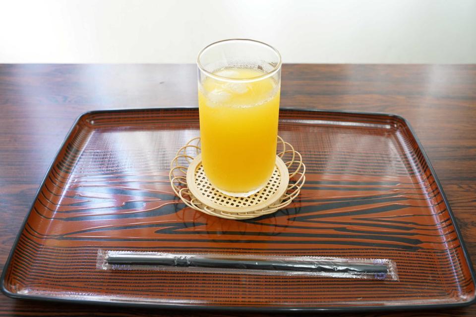 　午前１０時に藤井七段が注文した「オレンジジュース」