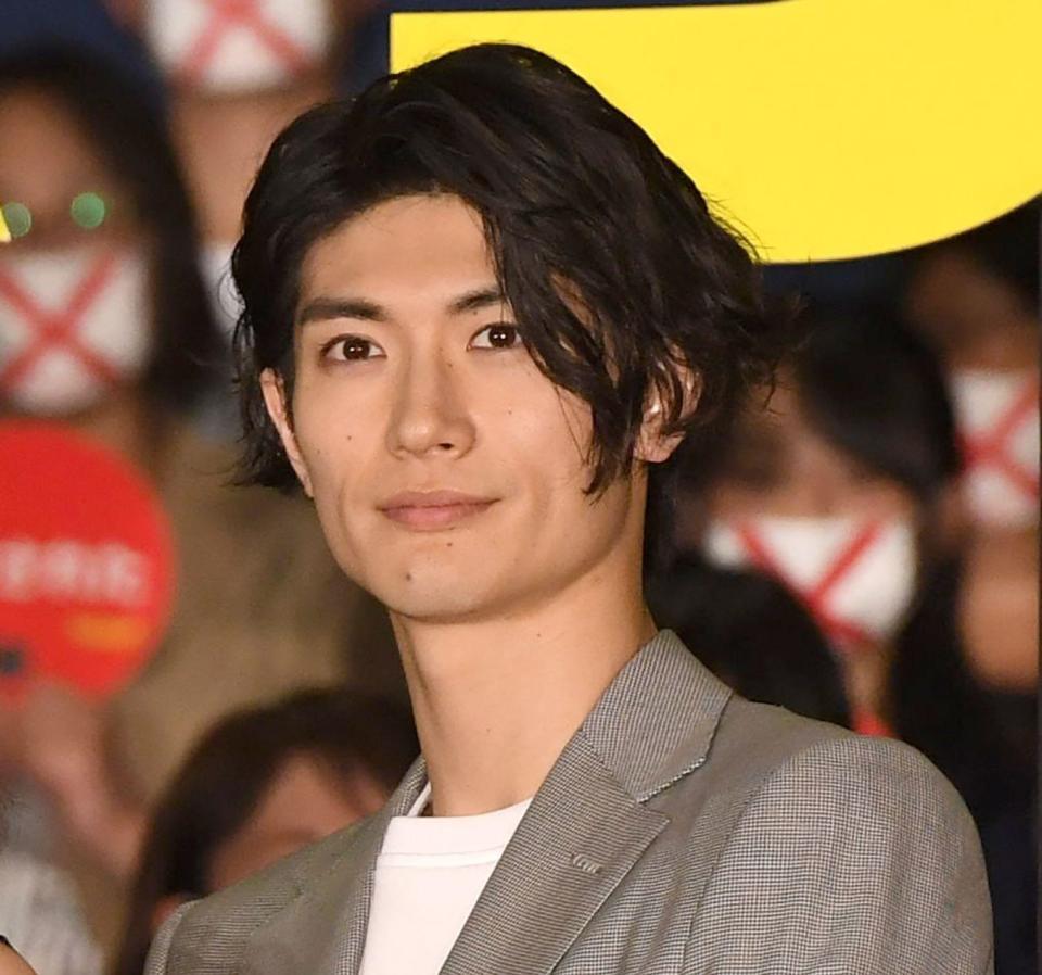 三浦春馬さん出演「コンフィデンスマン」 テロップで追悼し