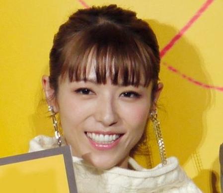 若槻千夏 活動休止の理由は 疲労 １年に１７回膀胱炎に 芸能 デイリースポーツ Online