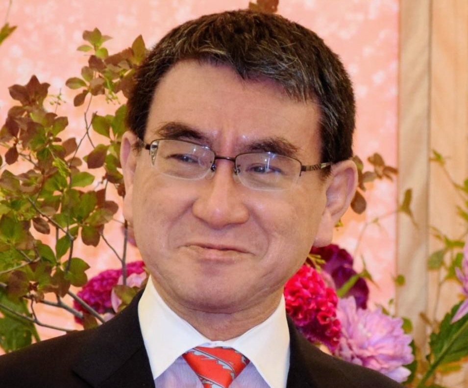 　河野太郎氏