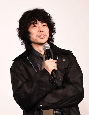 映画『糸』舞台あいさつに登壇した菅田将暉