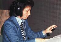 １９７２年発売のアルバムをレコーディングする筒美京平さん
