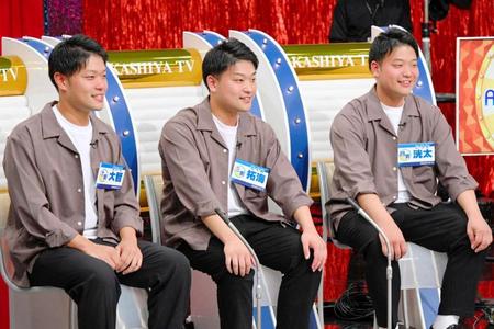 　（左から）三つ子の次男・菊池大智さん、三男・拓海さん、四男・洸太さん（写真提供・ＭＢＳ）