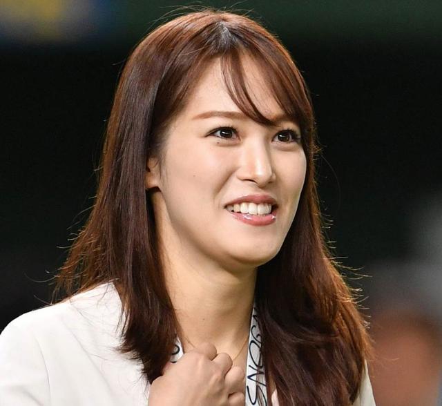 鷲見玲奈アナ 貴重なショートパンツ姿に感嘆の声 美脚 スタイル抜群 芸能 デイリースポーツ Online