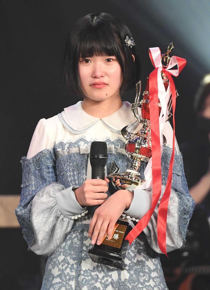 　優勝したＳＴＵ４８・池田裕楽＝ＴＢＳ赤坂ＡＣＴシアター（撮影・中田匡峻）