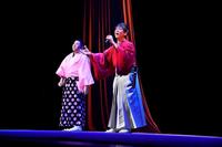 歌声をファンに届けた北島兄弟の北山たけし（右）と大江裕＝東京・中野ＺＥＲＯ大ホール