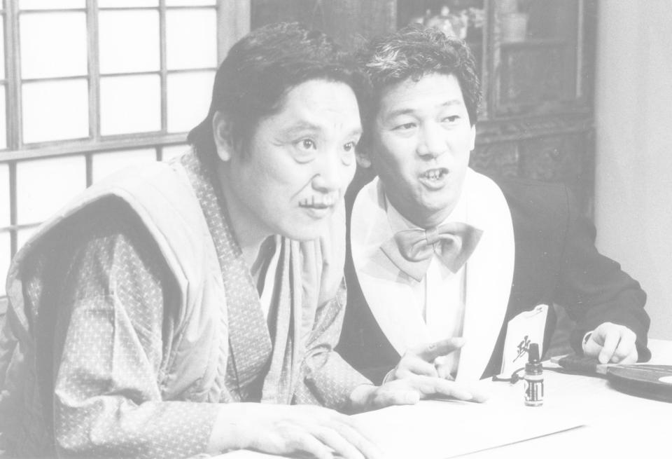 　「みごろ！たべごろ！笑いごろ！」に出演当時の小松政夫さん（右）と伊東四朗