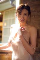 　写真集「＃５２」から　