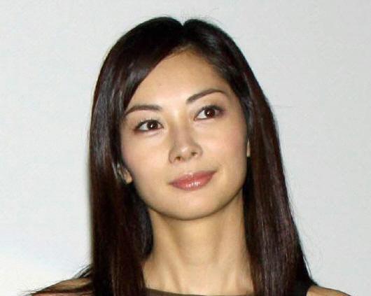 伊東美咲 タイガー ドラゴン に沸騰 エグいくらい可愛い 現在社長夫人 ３児の母 芸能 デイリースポーツ Online