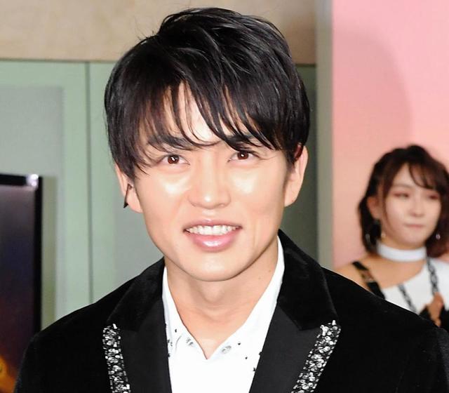 格付けでダンス披露のｋｅｎｚｏ 弟子と２ショット 一緒に仕事ができて幸せ 芸能 デイリースポーツ Online