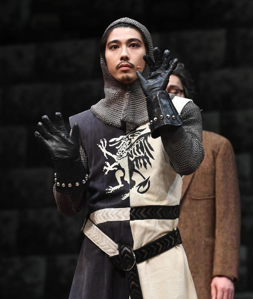 　ミュージカルの開幕直前取材に出席した賀来賢人＝東京・池袋の東京建物ＢｒｉｌｌｉａＨＡＬＬ（撮影・高石航平）