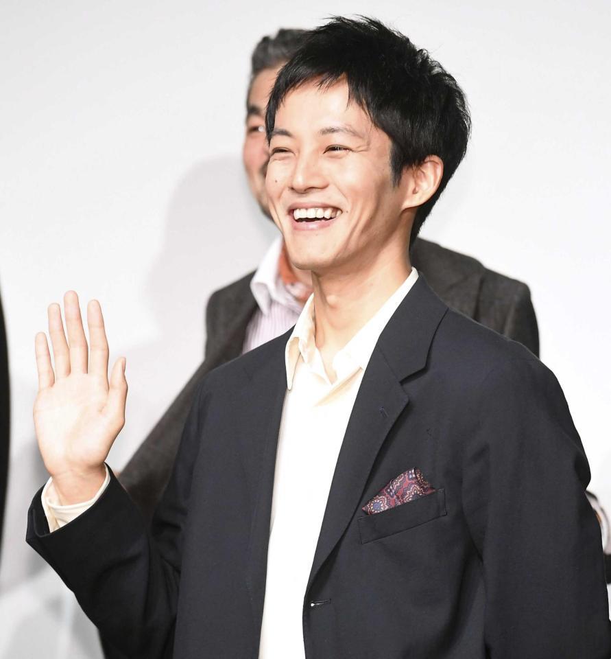 松坂桃李 戸田恵梨香との結婚後 初の公の場で 健康をより一層大事に 芸能 デイリースポーツ Online