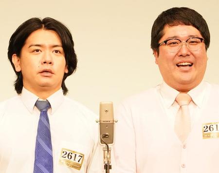 マヂカルラブリー・野田クリスタル（左）と村上