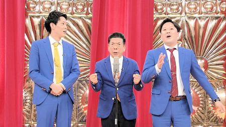 漫才トリオを結成した西川きよし（中央）とネイビーズアフロの皆川（左）とはじり