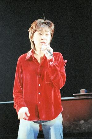 谷村有美。Ａｃｔ　Ａｇａｉｎｓｔ　ＡＩＤＳより＝９５年１２月１日撮影