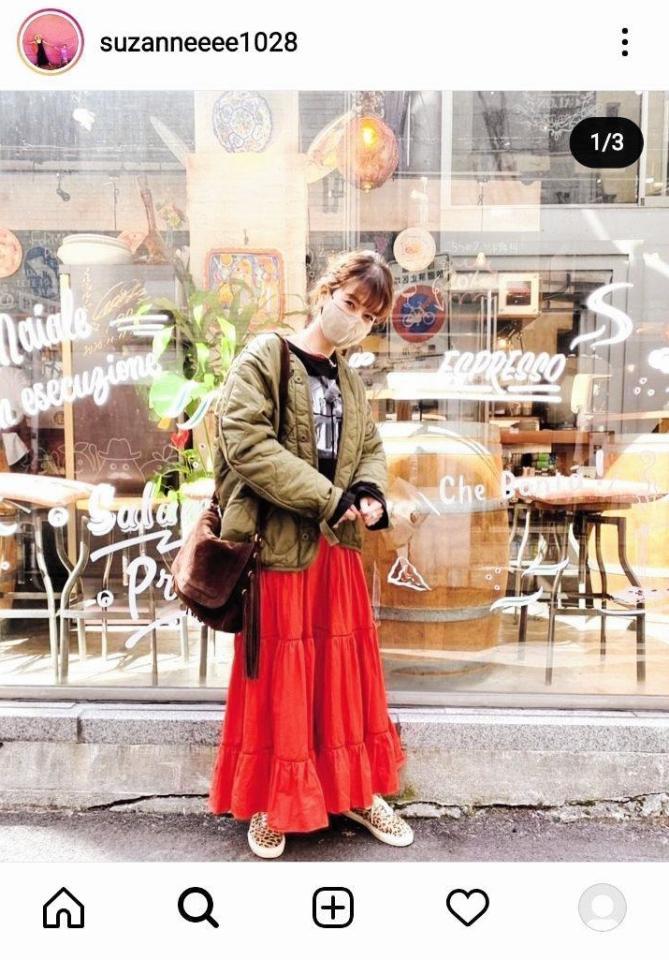スザンヌ １０年愛用のシャネルバッグを紹介 豹柄靴 赤ワンピの個性派コーデ 芸能 デイリースポーツ Online