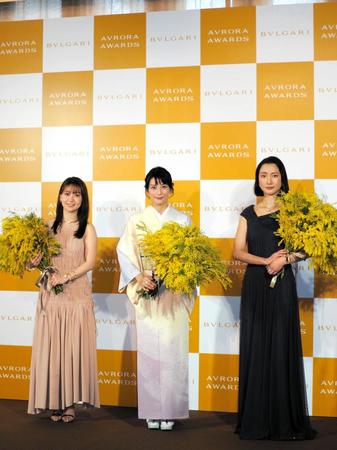 イベントに登壇した（左から）大島優子、柴咲コウ、伊藤詩織＝都内