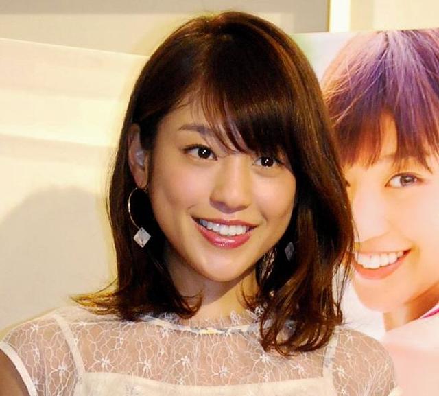 岡副麻希 違和感ない２８歳のセーラー服に 高校通える 芸能 デイリースポーツ Online