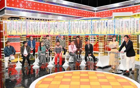 　ＭＣの明石家さんま（右端）ら「痛快！明石家電視台」出演メンバー（写真提供・ＭＢＳ）