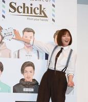 　「Ｓｃｈｉｃｋ極」の新ＣＭ発表会に登場した本田翼（撮影・堀内翔）