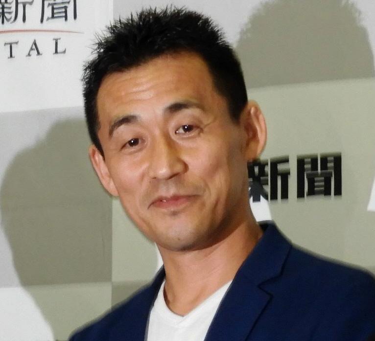 　石田靖