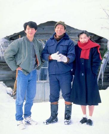 　ドラマ「北の国から」で吉岡秀隆（左）、中嶋朋子（右）と＝１９８９年（Ｃ）フジテレビ