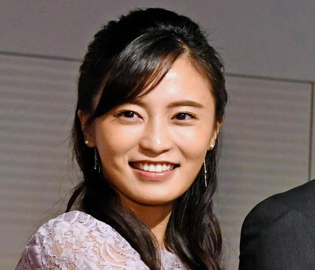 小島瑠璃子 腫れた顔に 大丈夫 と心配の声集まり再度ツイート 芸能 デイリースポーツ Online