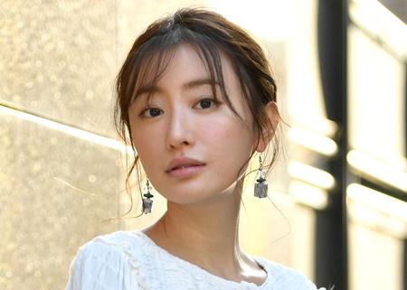 松本まりか さんまの言葉ににっこり、「あまりにもきれいで」/芸能/デイリースポーツ online