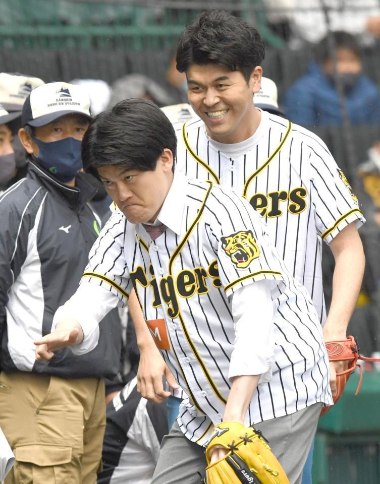 土佐兄弟が甲子園で始球式 背番号１０３ 夢みたいな経験 芸能 デイリースポーツ Online