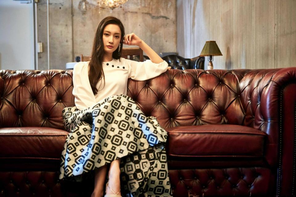 　ジョルジオ・アルマーニのプロジェクトアンバサダー日本代表に選ばれた菜々緒