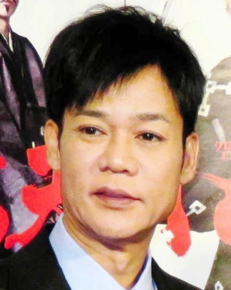 名倉潤 結婚16周年で妻 渡辺満里奈に感謝の思い 結婚式ショット添え 芸能 デイリースポーツ Online 名倉潤 結婚16周年で妻 渡辺満里奈に感謝の思い 結婚式ショット添え 芸能 デイリースポーツ Online