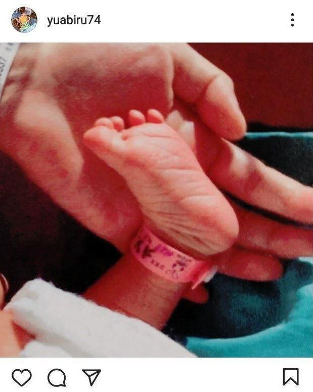 あびる優のインスタグラム＠yuabiru74より