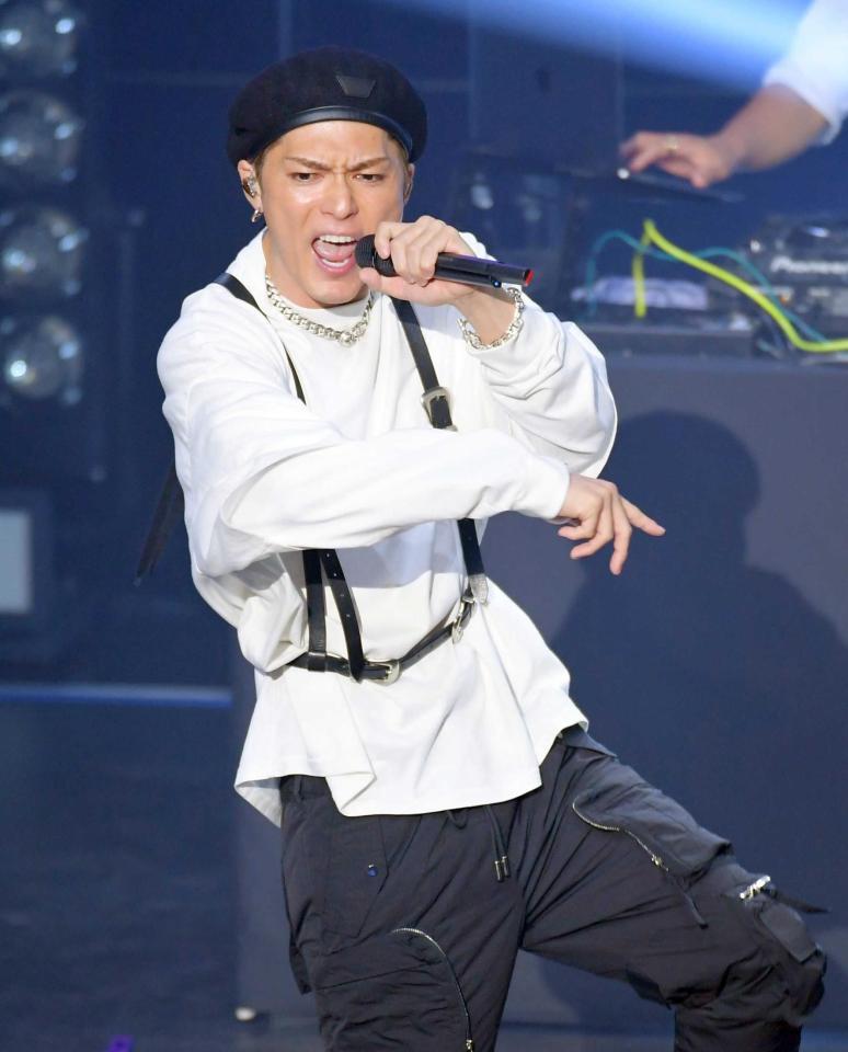 　熱いパフォーマンスを披露するＥＸＩＬＥ　ＳＨＯＫＩＣＨＩ