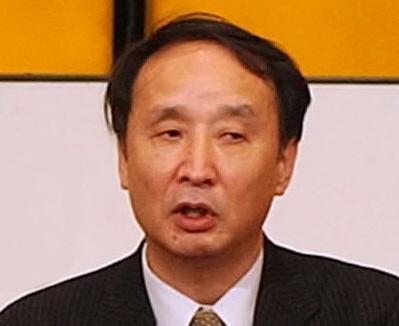 　金子勝氏